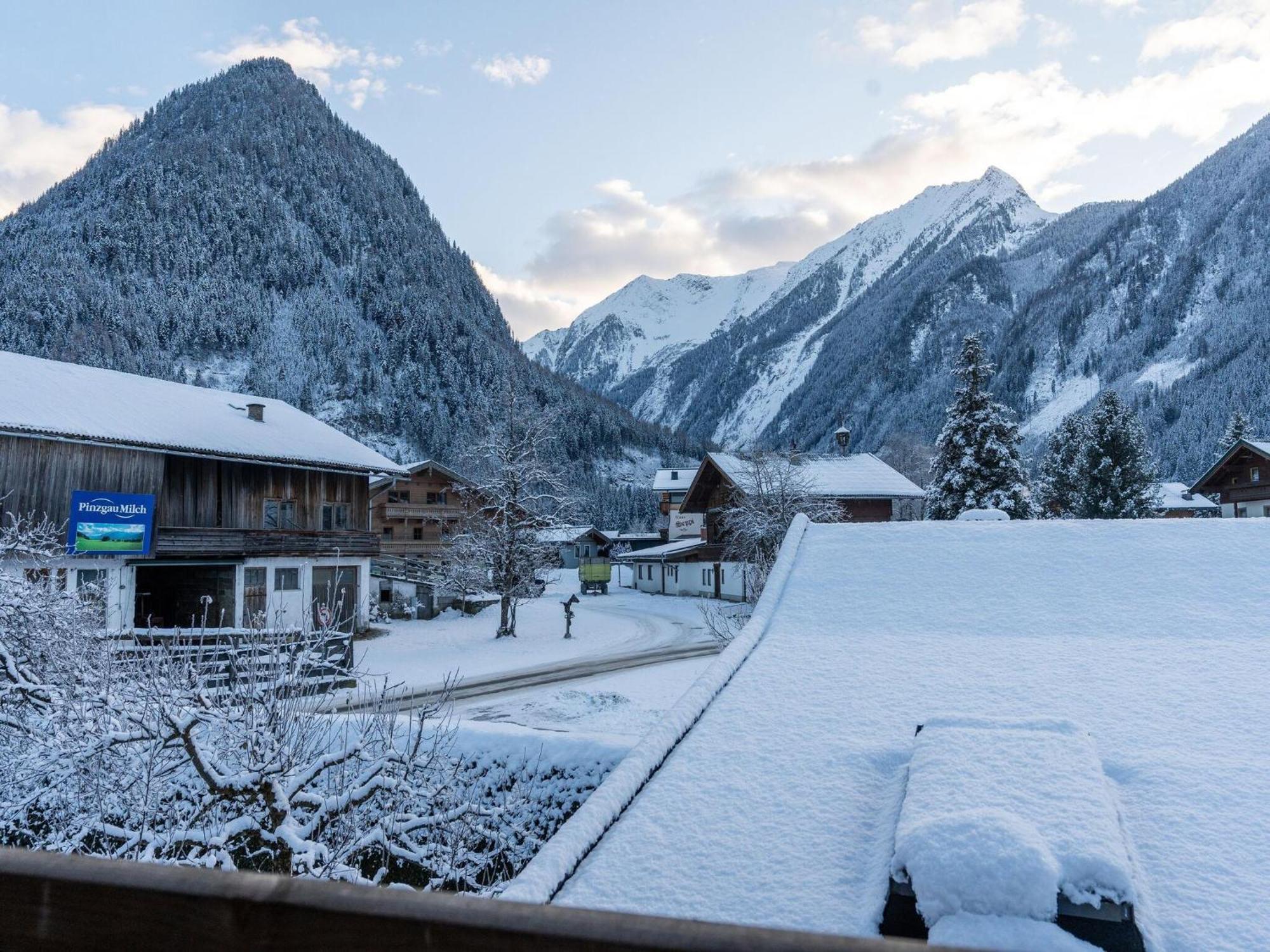 Comfortable Apartment In Salzburger Land นอยเคียร์เชน อัม โกรสเวเนดิเกอร์ ภายนอก รูปภาพ